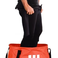 Bucket étanche à Combinaison Orange HOWZIT -Magasin De Kayaks bucket etanche a combinaison orange howzit 4