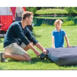 GONFLEUR ELECTRIQUE RECHARGEABLE 12 ET 230 VOLTS INTEX -Magasin De Kayaks gonfleur electrique rechargeable 12 et 230 volts intex 4