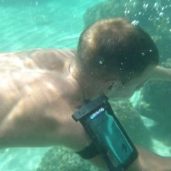 KIT COMPLET POCHETTE ETANCHE SMARTPHONE SEAWAG NOIRE NOIR/BLEU -Magasin De Kayaks kit complet pochette etanche smartphone seawag noire noir bleu 5