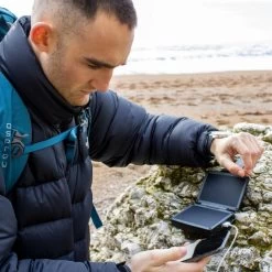 PANNEAU SOLAIRE AVEC BATTERIE ADVENTURER II -Magasin De Kayaks panneau solaire avec batterie adventurer ii 3