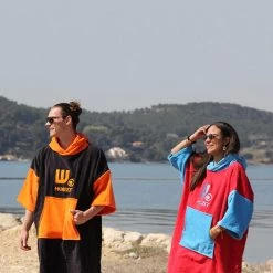 Poncho Howzit Bleu/rouge -Magasin De Kayaks poncho howzit bleu rouge 6